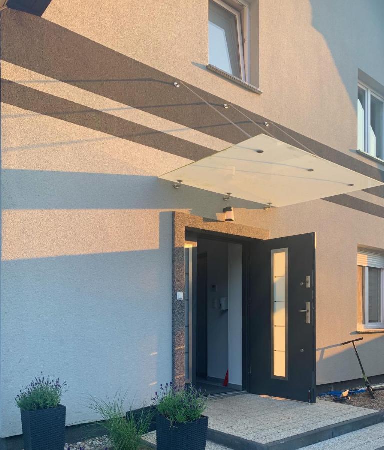 48C Domki Letniskowe I Apartament Поберово Екстериор снимка