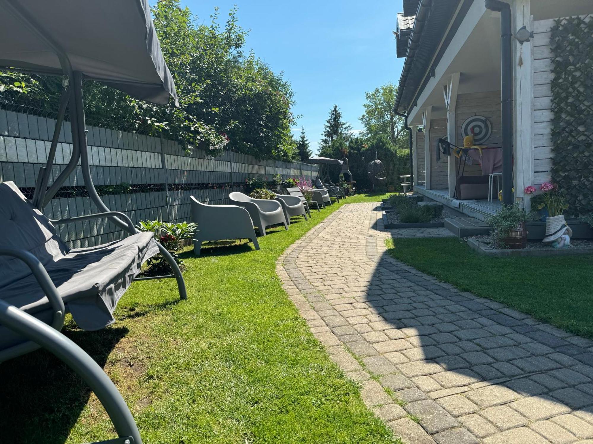 48C Domki Letniskowe I Apartament Поберово Екстериор снимка